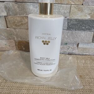 Jafra Royal Jelly Body Milk 13.5 Oz